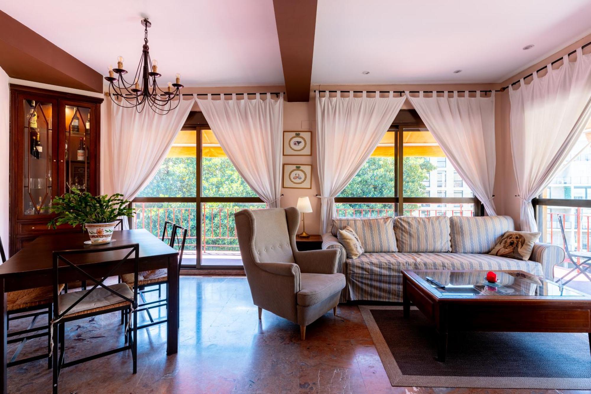Penthouse!!! Center Of Seville!!! 2 Bedroom + 2 Bath!!! Exterior photo