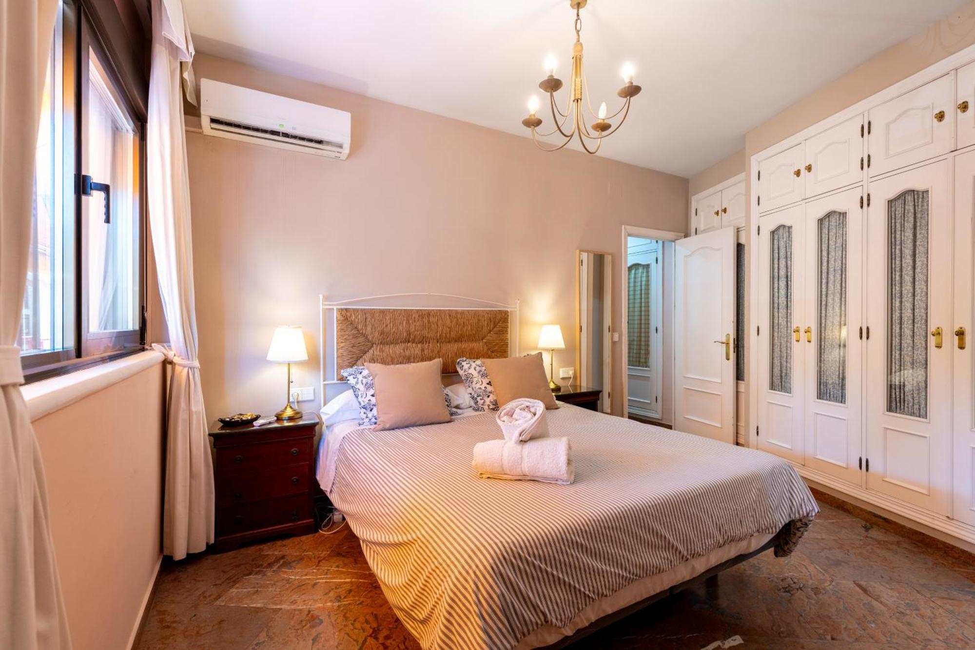 Penthouse!!! Center Of Seville!!! 2 Bedroom + 2 Bath!!! Exterior photo
